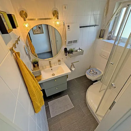 Waterkant Direkt Am Mit Meerblick Und Garten Apartman